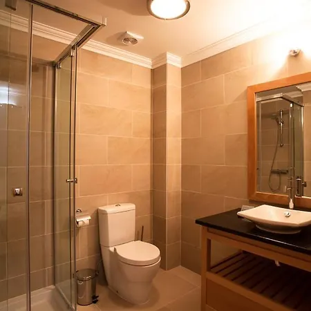 Ferienhaus Ferrel Town House Sleeps 4 With Pool Ferrel (Leiria)